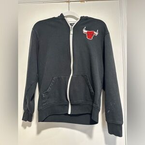 VTG  Y2K Sz:M Chicago Bulls Embroidered Logo Full Zip UNK NBA Hoodie Sweatshirt.